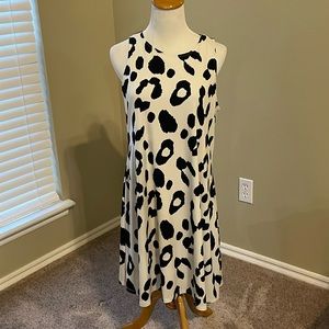 ❤️ EST 1846 dress.  Size medium